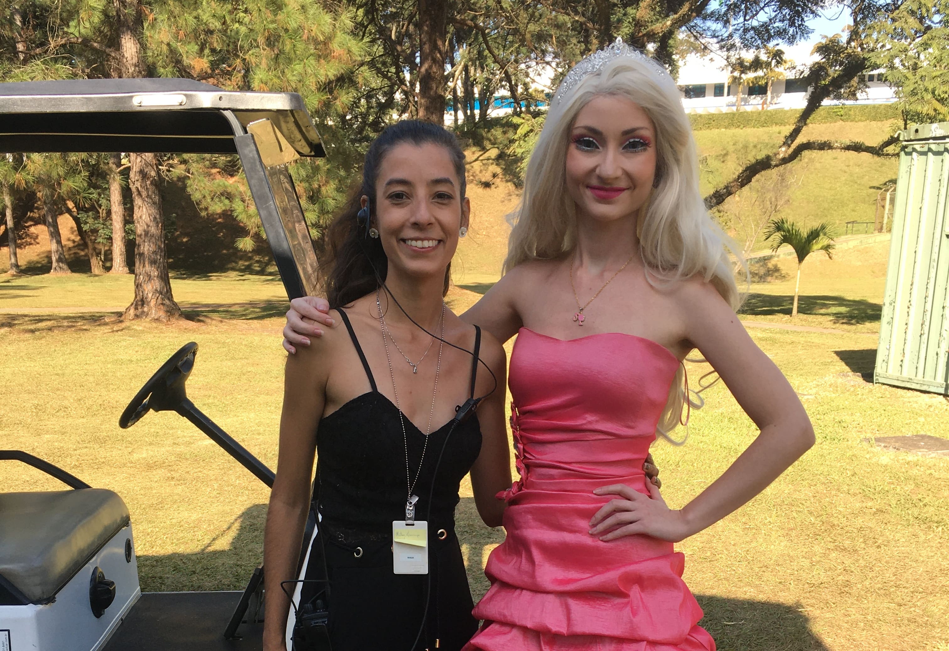 Nos bastidores da fantasia, onde a realidade encontra a magia